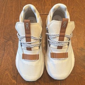 ON running cloud nova women’s shoes